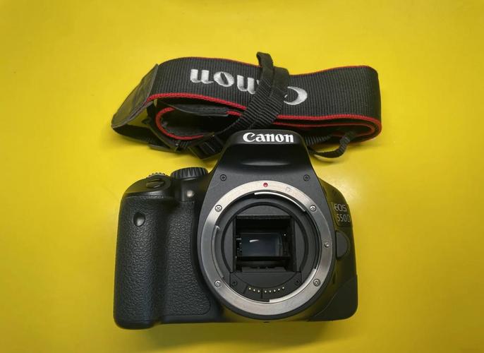 佳能550d什么时候上市？佳能550d现在有人用吗？-第4张图片-优品飞百科