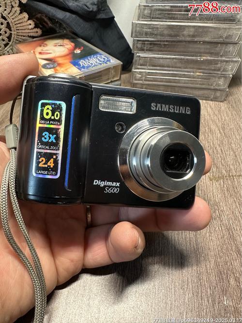 翻转屏ccd相机推荐？相机翻转屏容易坏吗？-第4张图片-优品飞百科