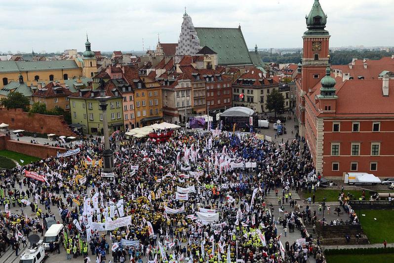 疫情码头波兰，波兰疫情控制住了吗-第8张图片-优品飞百科