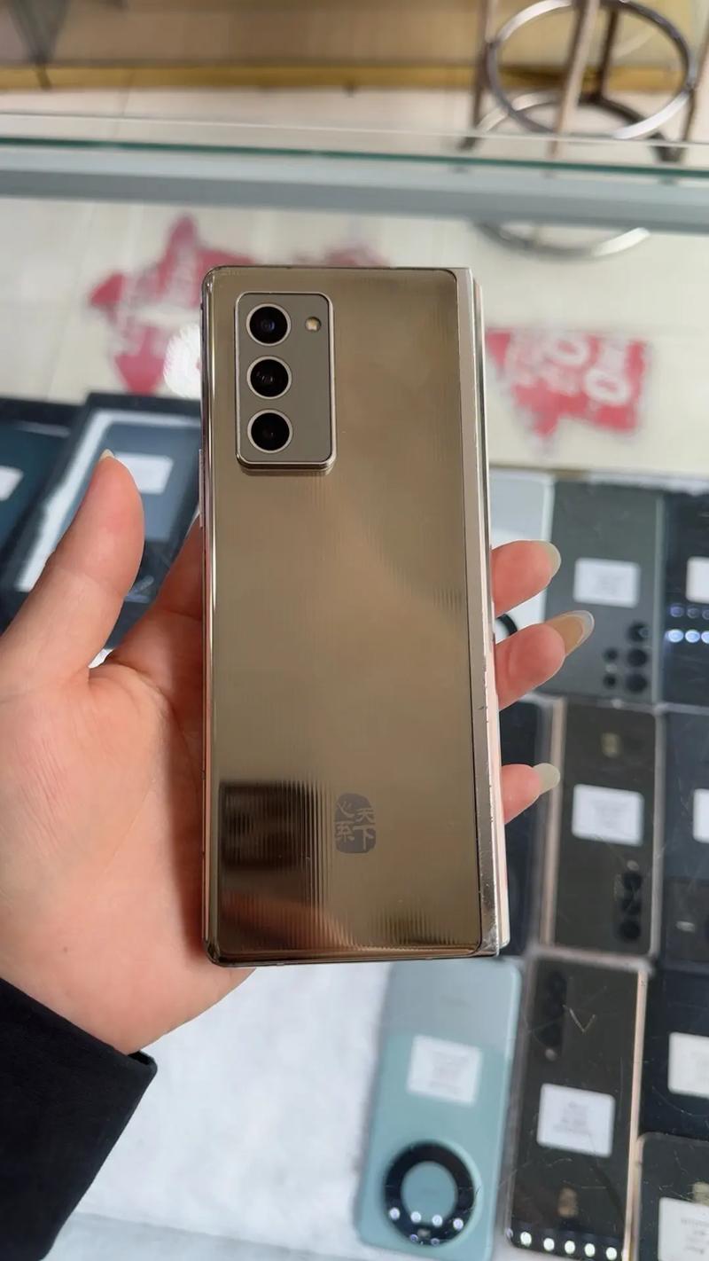 三星w21怎么分屏，三星w22怎么分屏？