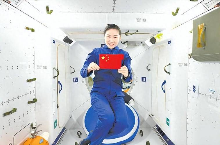 神舟八号飞船起飞质量为多少，神舟八号飞船起飞质量为8082千克对吗？-第3张图片-优品飞百科