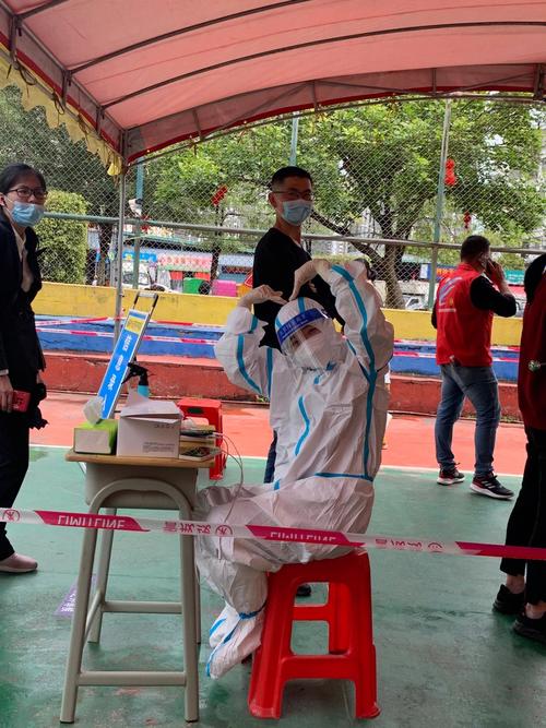 疫情中跳舞，疫情跳舞听我谢谢你视频-第3张图片-优品飞百科