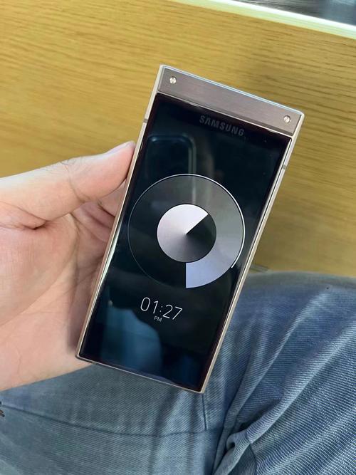 三星w2019什么时候降价，三星w2019过时了吗