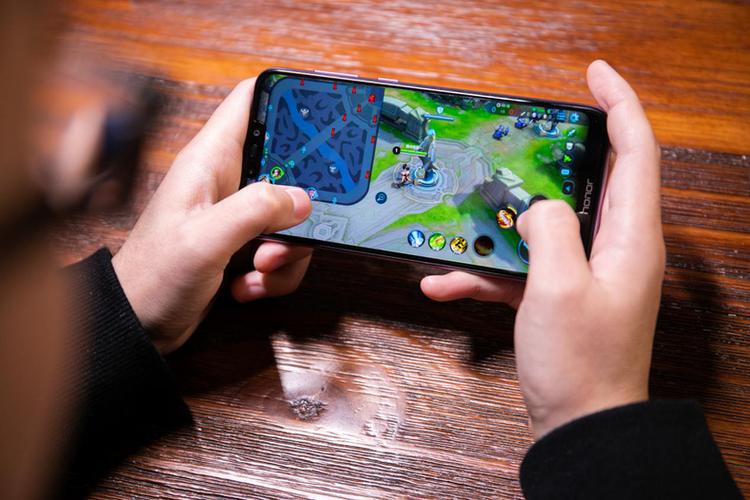 华为畅玩8c玩游戏卡吗，华为荣耀畅玩8c玩王者荣耀怎么样-第5张图片-优品飞百科