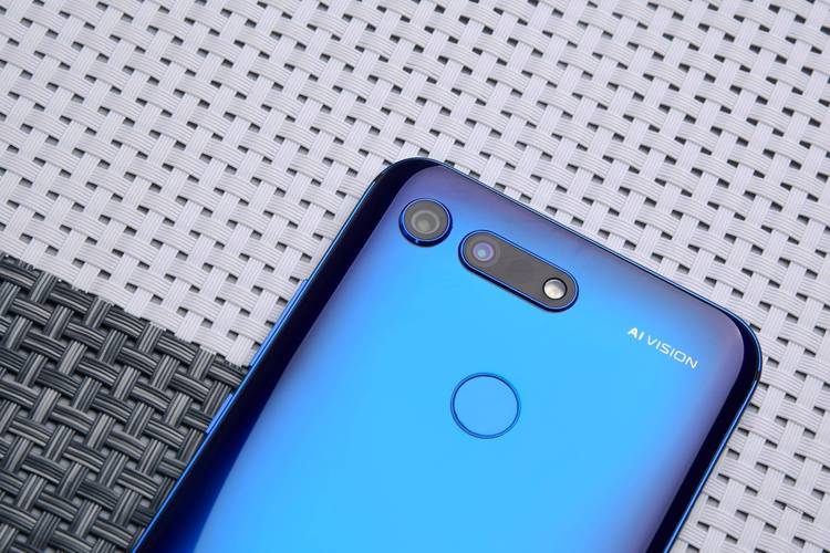 荣耀v20和荣耀10哪款好，荣耀v20和荣耀10哪款好一点？-第1张图片-优品飞百科