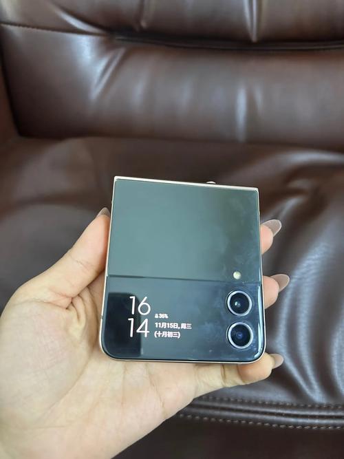 三星w二三多少钱，三星2多少钱-第3张图片-优品飞百科