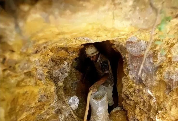 南非疫情矿工，南非疫情对矿业影响-第4张图片-优品飞百科