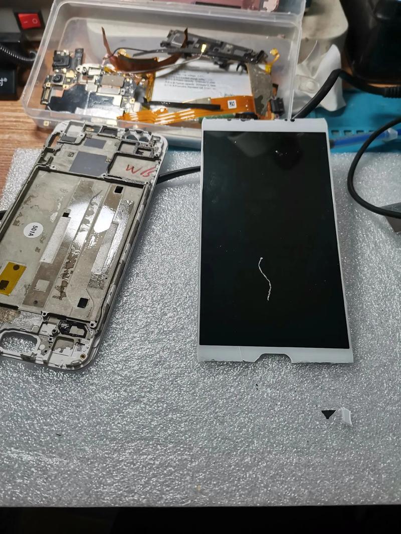 显示屏坏了怎么自己修复？显示屏坏了怎么弄？-第8张图片-优品飞百科