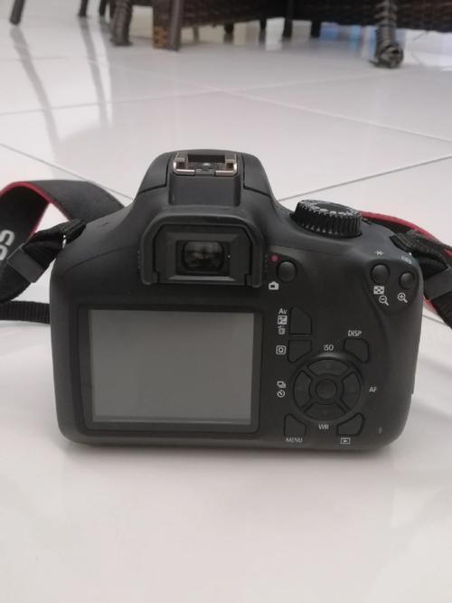 佳能3000d单反相机，佳能3000d是什么画幅？-第2张图片-优品飞百科