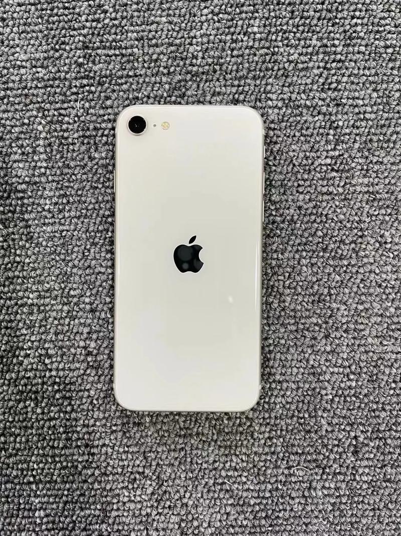 iphonese3内存多大，iphonese 32g？-第3张图片-优品飞百科