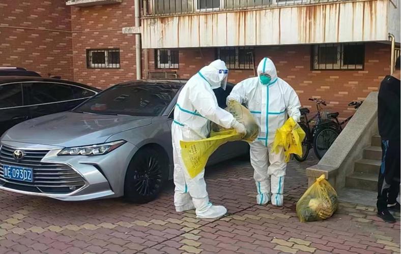 疫情下楼倒垃圾，疫情期间倒垃圾-第2张图片-优品飞百科