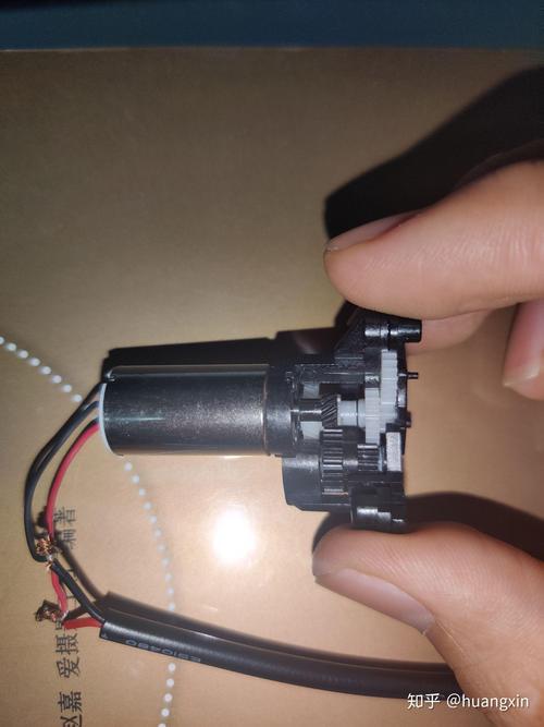 尼康d90反光板卡住了怎么复位，尼康d90反光镜不能复位怎么办怎么办-第2张图片-优品飞百科