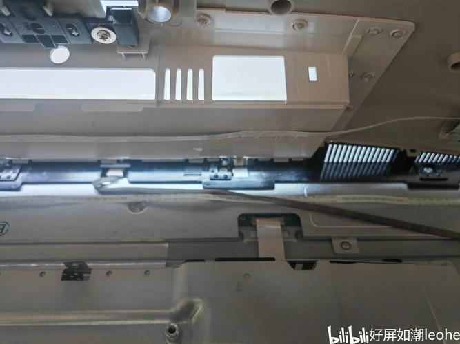 戴尔显示器如何拆卸，戴尔显示器如何拆卸底座-第8张图片-优品飞百科