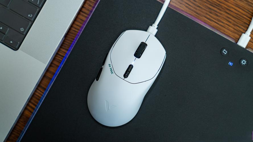 csgo职业选手鼠标垫粗面还是细面，csgo鼠标垫4mm还是6mm？-第3张图片-优品飞百科