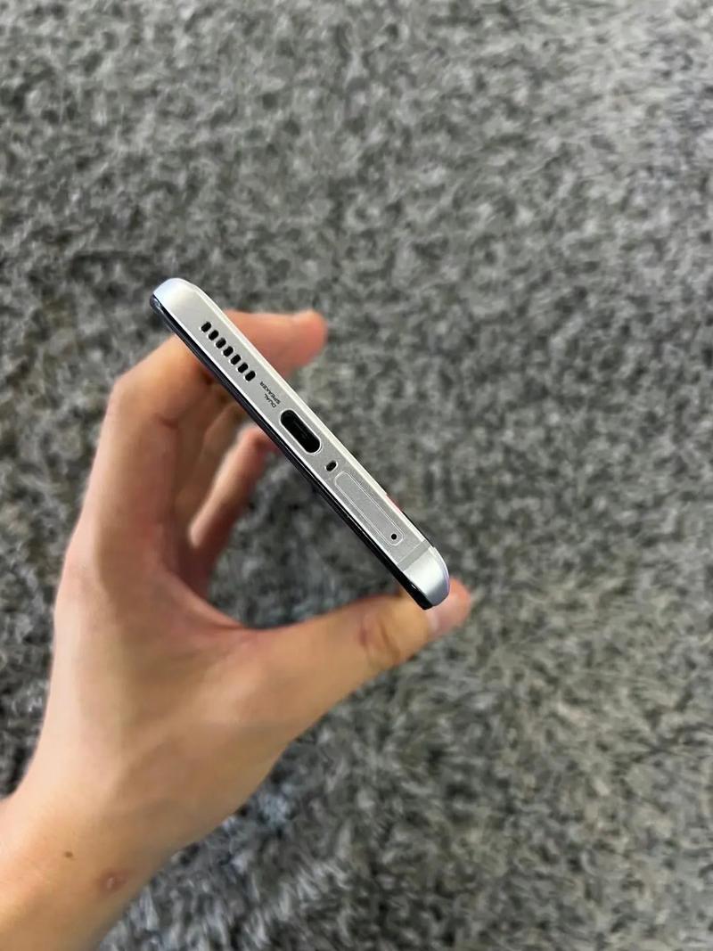 iqoopro充电多少w，iqoopro的充电是几伏几安？