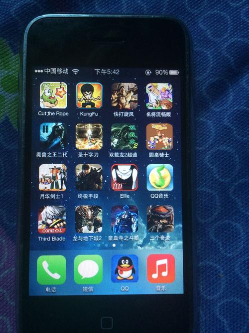 iphone4s越狱后能干嘛？苹果四越狱后好用吗？