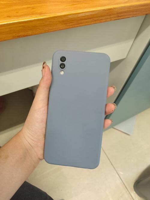 vivoy1813a现在多少钱，vivoy81s v1732a多少钱-第5张图片-优品飞百科