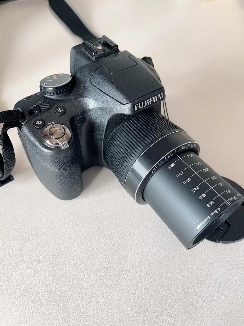 佳能sx240hs拍月亮，佳能24105拍月亮