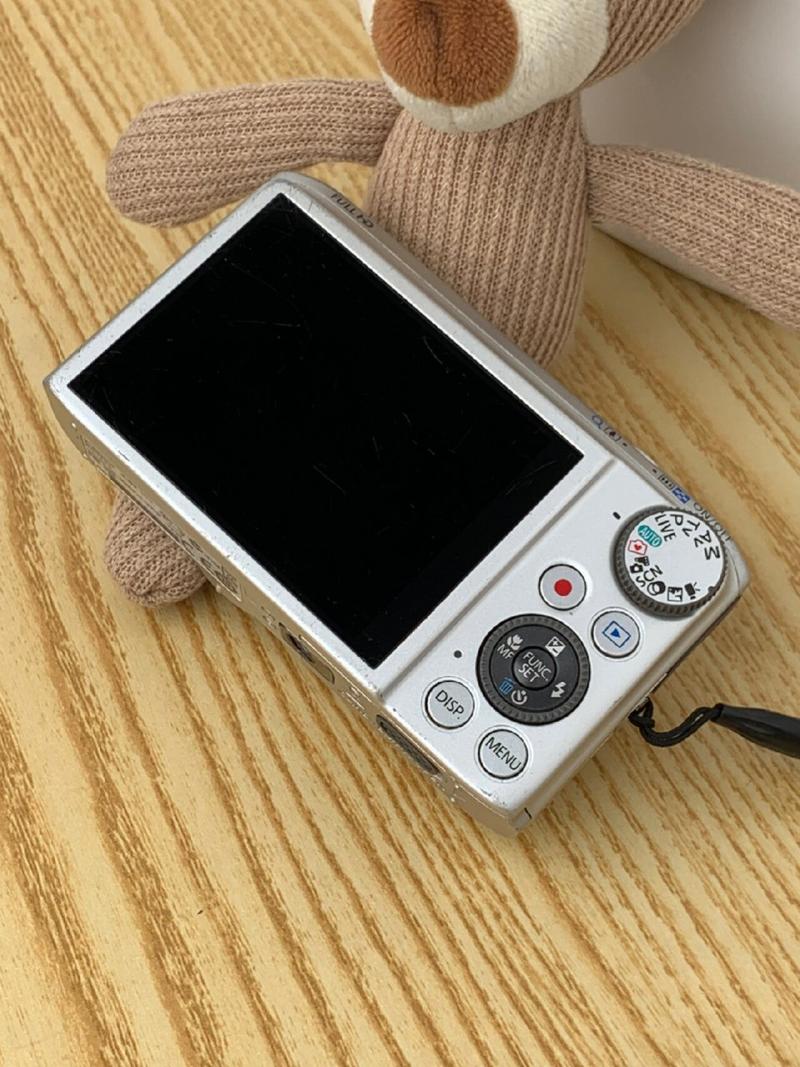 佳能sx240hs拍月亮，佳能24105拍月亮-第2张图片-优品飞百科