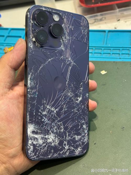 苹果12外壳更换多少钱，iphone 12换外壳