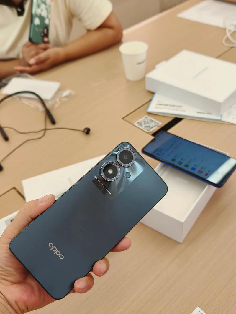 oppoa3屏幕是什么材质，oppoa3屏幕参数-第3张图片-优品飞百科