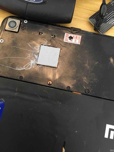 小米平板电脑可以在售后换电池吗？小米平板能换电池吗多少钱？-第4张图片-优品飞百科