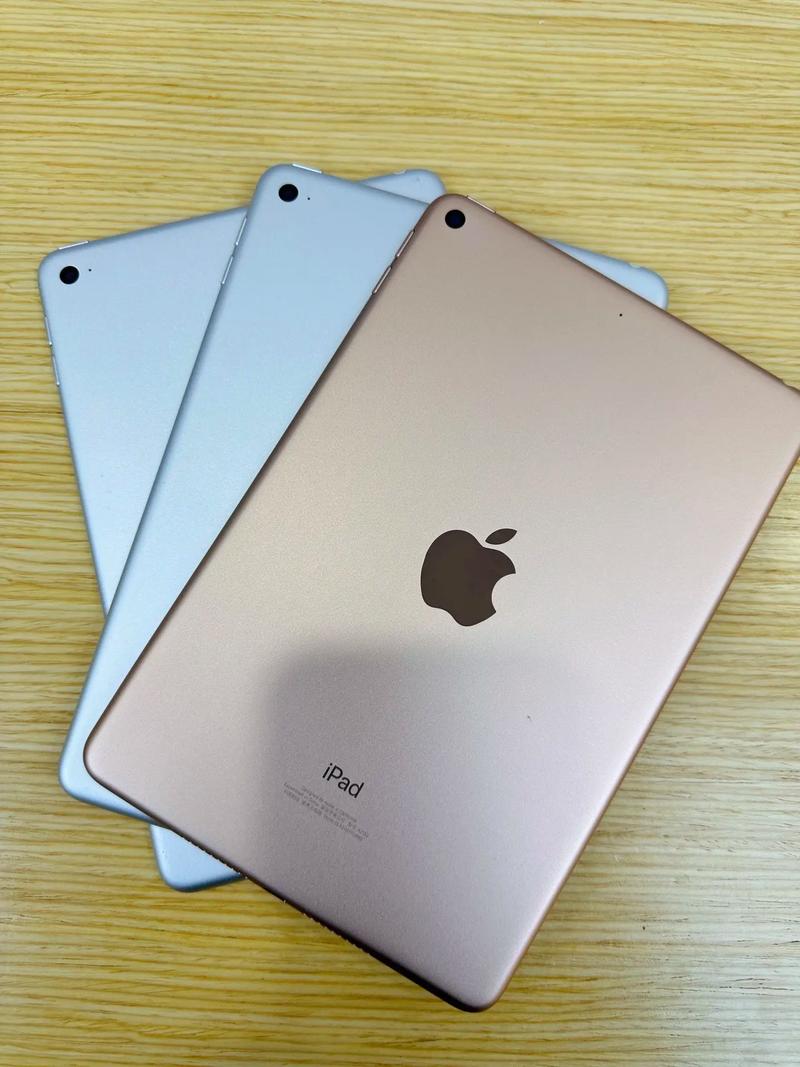 苹果ipad5和mini4哪个好？ipad5和mini4哪个配置高？-第1张图片-优品飞百科