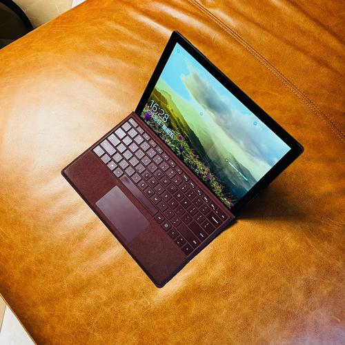 微软pro6与pro7的区别？微软pro7和prox哪个值得购买？