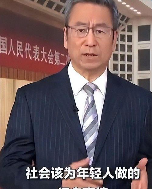 白岩松论疫情，白岩松关于疫情的视频？-第2张图片-优品飞百科