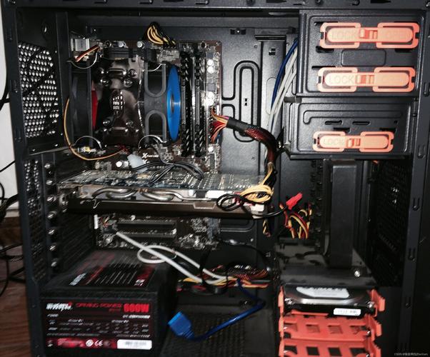 组装个台式电脑多少钱,组装台式电脑多少钱一台能玩游戏?-第2张图片-优品飞百科 组装个台式电脑多少钱,组装台式电脑多少钱一台能玩游戏?-第2张图片-优品飞百科