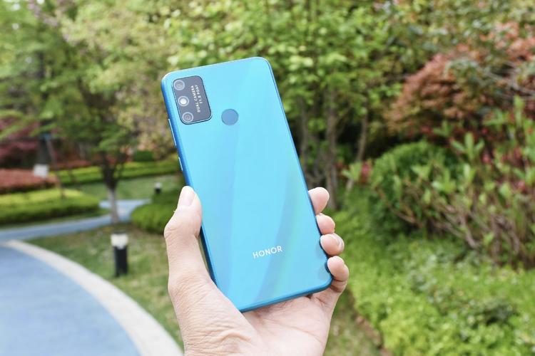 荣耀9a和畅玩20哪个好，荣耀9a与畅玩20-第3张图片-优品飞百科