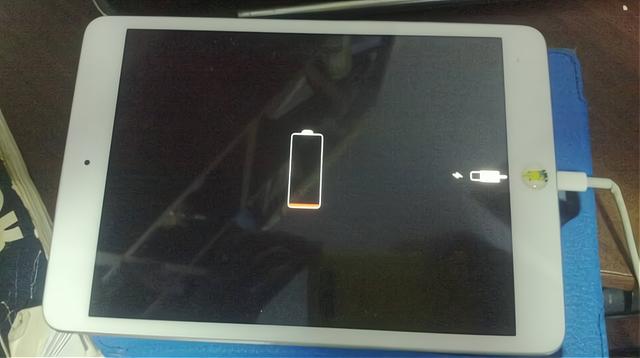 苹果mp3充不上电是怎么回事？苹果mp3怎么充电图片 演示？-第5张图片-优品飞百科