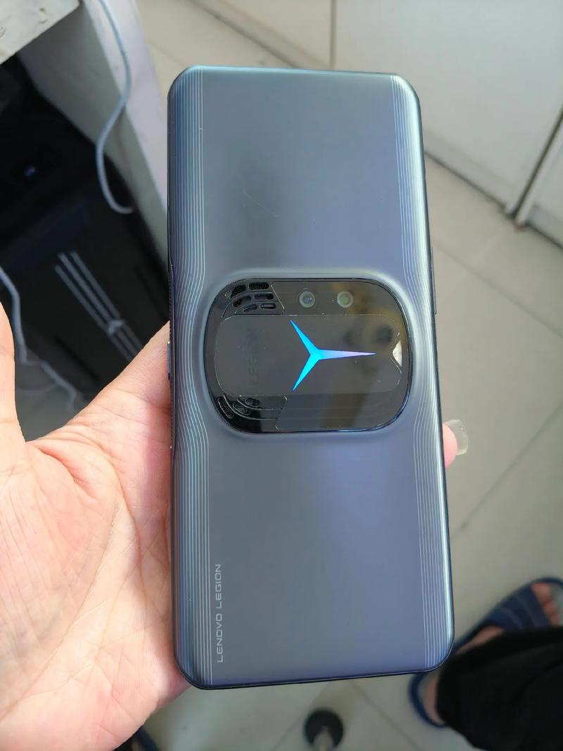 联想k900对比？联想k900质量怎么样？-第1张图片-优品飞百科