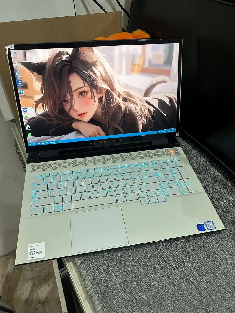 17寸的电脑有多大？17寸电脑多大长和宽？-第1张图片-优品飞百科