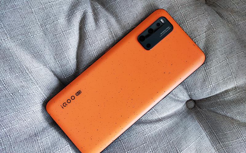 iqoo3是三星屏幕吗，iqoo3是lcd屏幕吗-第4张图片-优品飞百科