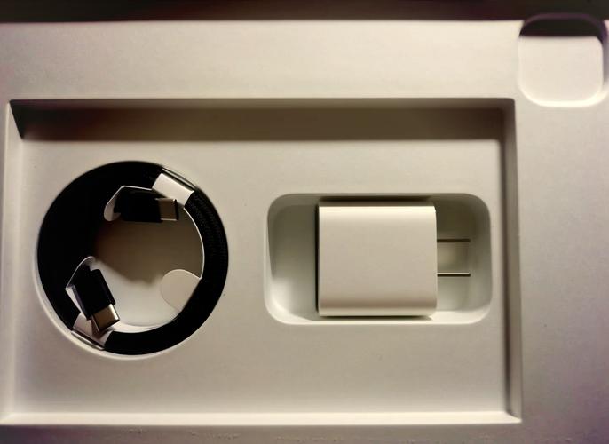 ipad充电器多少瓦？ipad充电头多少瓦？-第6张图片-优品飞百科