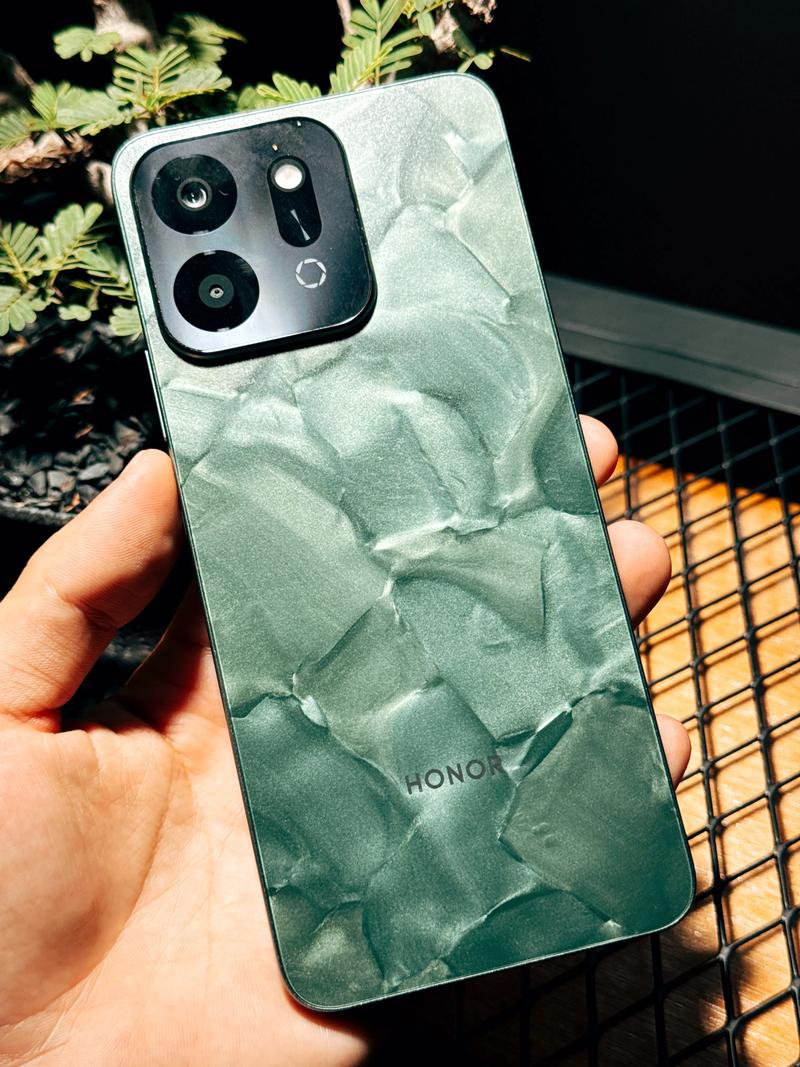 honor荣耀9x多少钱，华为荣耀9x多少钱8+128？-第4张图片-优品飞百科