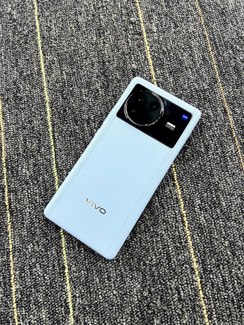 华为荣耀x10max几月份发布的，荣耀x10max现在是什么版本