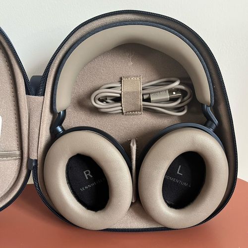 苹果耳机和bose耳机哪个好？苹果无线耳机和bose无线耳机对比？-第4张图片-优品飞百科