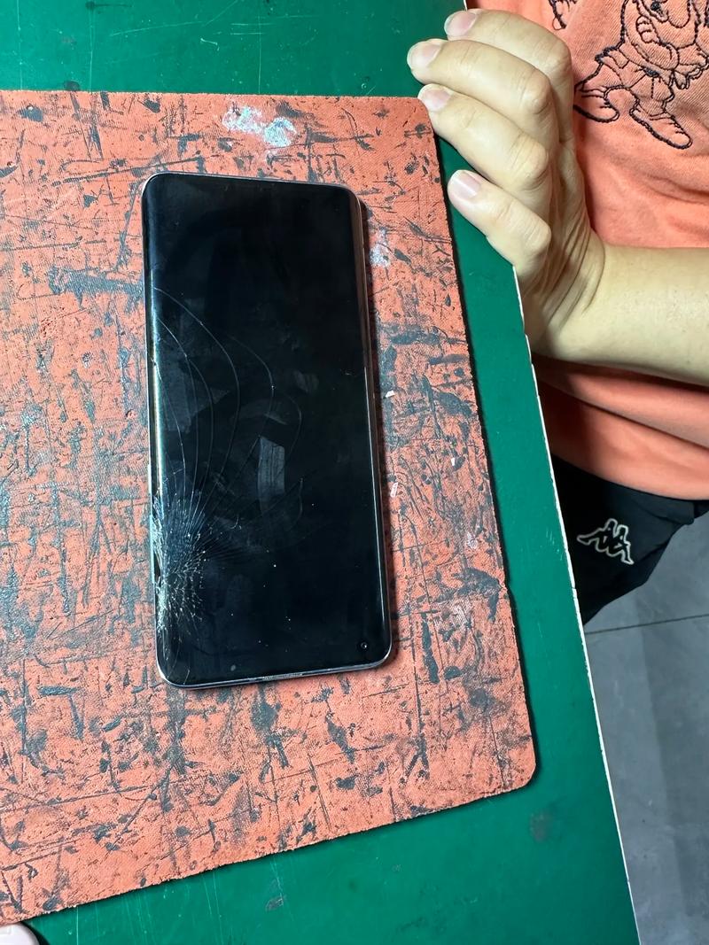 小米13屏幕多少钱一块，小米13换屏-第2张图片-优品飞百科