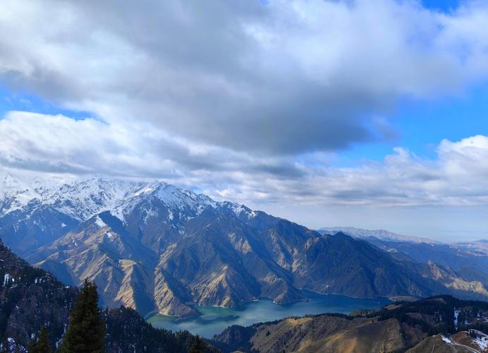 天山天池天气预报？明日天山天池天气预报？-第3张图片-优品飞百科