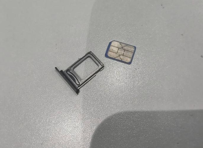 苹果x能装双卡吗，苹果x可以装2张卡吗-第3张图片-优品飞百科