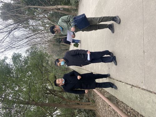 疫情夜守卡口？疫情卡口执勤图片？-第8张图片-优品飞百科