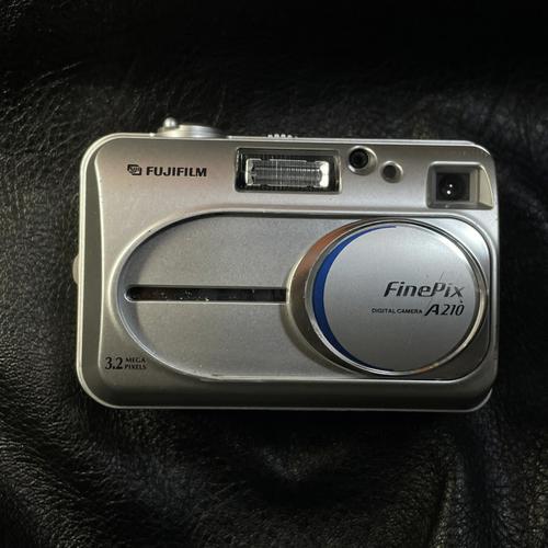 finepix相机怎么充电？finepix相机充电器？-第7张图片-优品飞百科