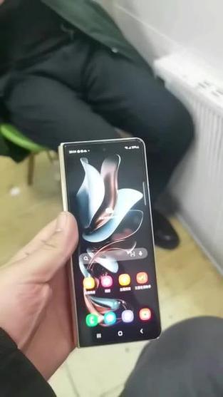 三星w20怎么样值得入手吗，三星w20使用感受-第7张图片-优品飞百科