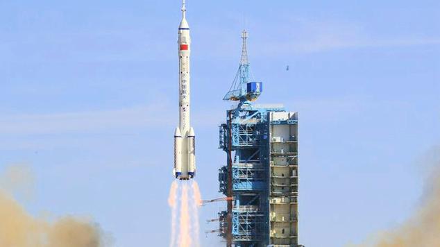 神舟飞船发射过程，神舟飞船发射过程中航天员应穿着什么-第5张图片-优品飞百科