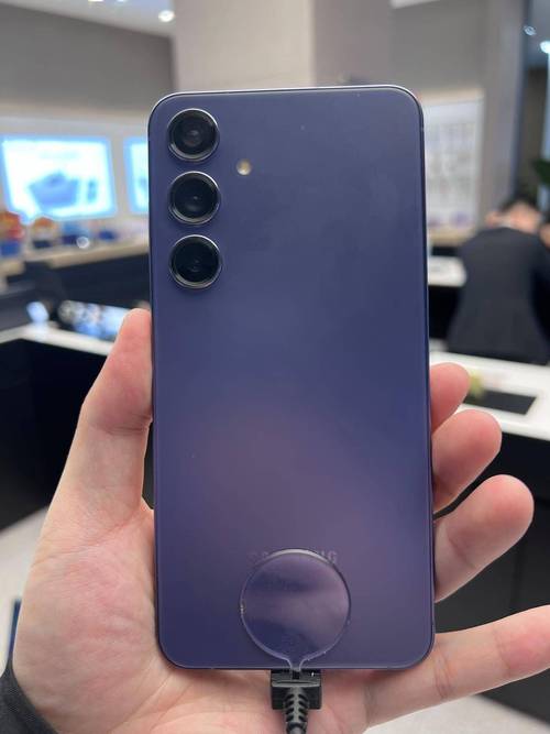 三星a7换屏费用是多少，三星a7拆屏幕？-第2张图片-优品飞百科