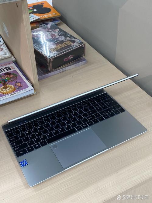 上大学用什么笔记本电脑，上大学用什么笔记本电脑好？-第4张图片-优品飞百科