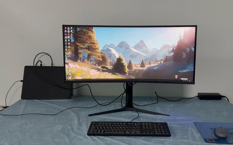 显示器曲面屏哪个好？显示器曲面屏是什么面板？-第3张图片-优品飞百科