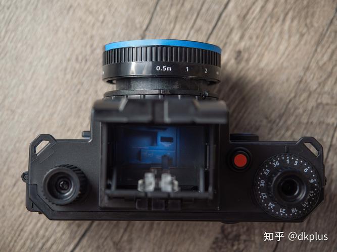 lomo胶卷相机怎么使用？lomo100胶卷？-第4张图片-优品飞百科